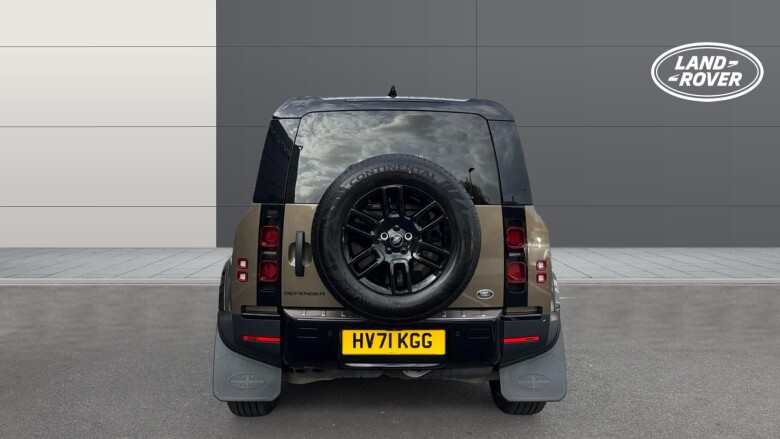 Land Rover Defender 90 Diesel 3.0 D200 Hard Top Auto